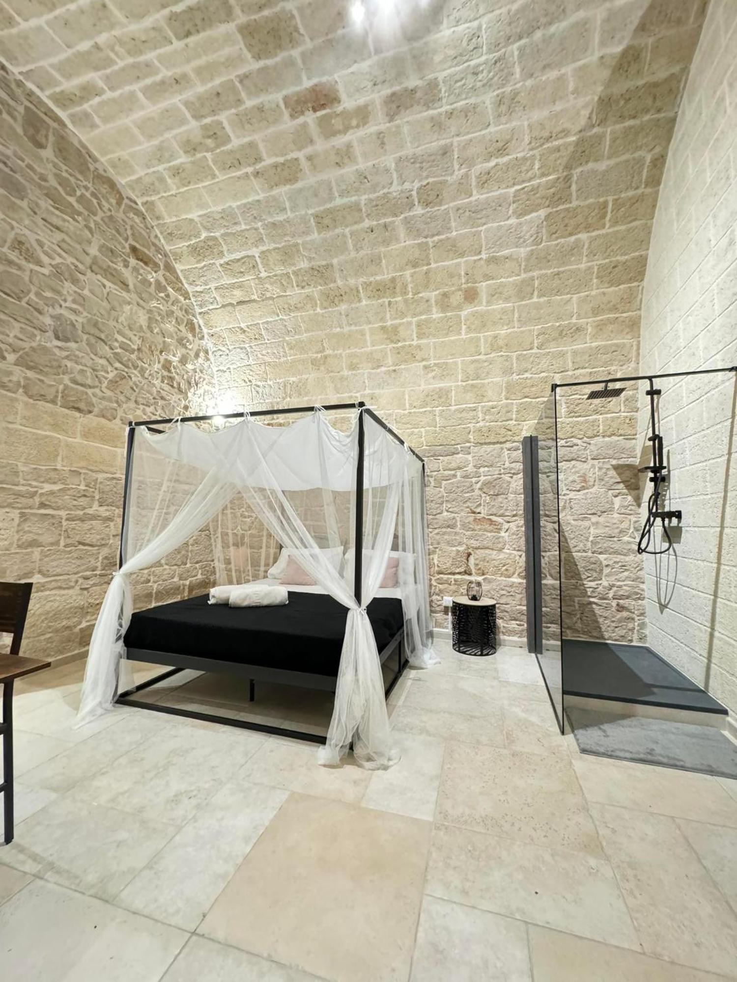 Amale Suite 25 Medioevo Design Κοράτο Εξωτερικό φωτογραφία