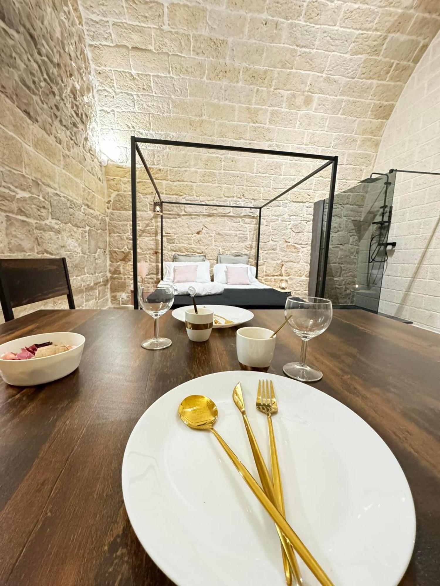Amale Suite 25 Medioevo Design Κοράτο Εξωτερικό φωτογραφία